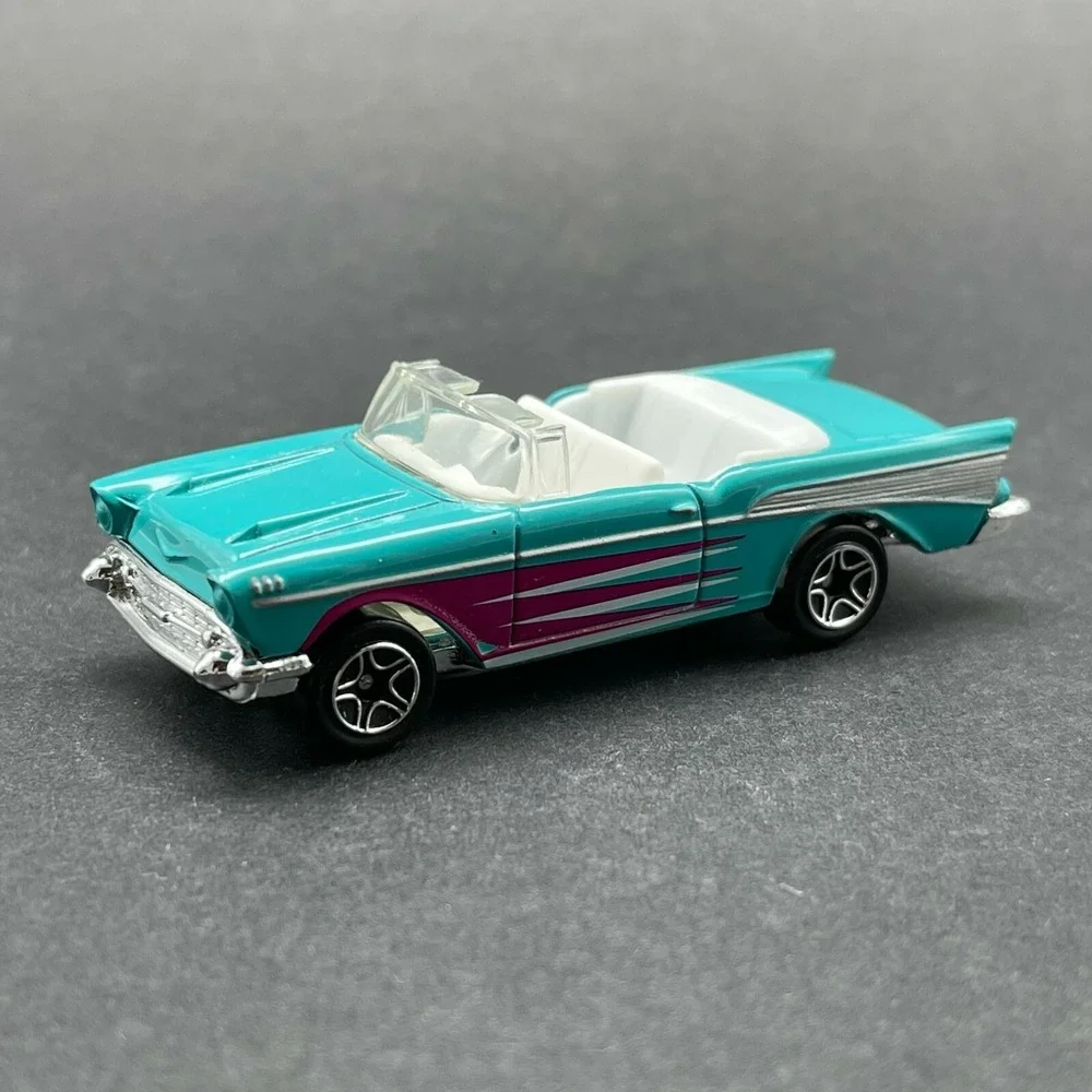 Matchbox 1957 '57 Chevrolet Chevy Bel Air 2 Dr Convertible Car Teal Diecast 1/66